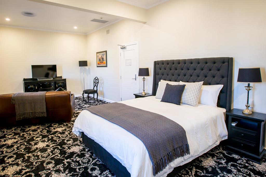 The Commercial Boutique Hotel Tenterfield Room photo